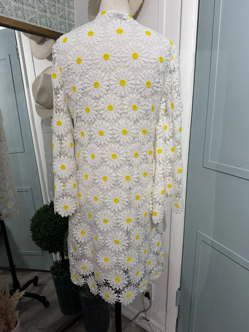 Boston Proper Daisy Lace Tunic Dress Long Sleeve Mini Size Small - Picture 9 of 12